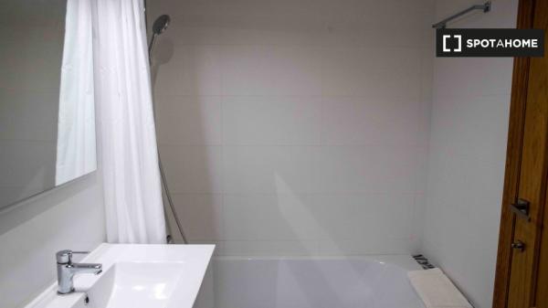 Apartamento completo de 2 dormitorios en Denia