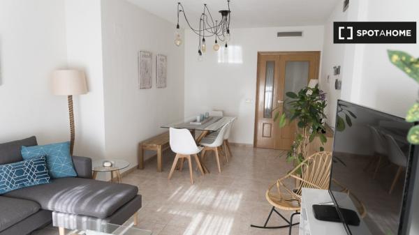 Apartamento completo de 2 dormitorios en Denia