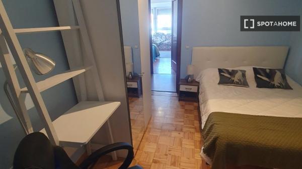 Habitación en piso compartido en Vigo