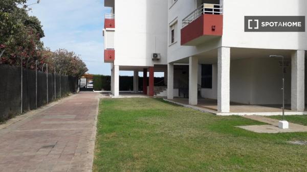 Piso de 3 dormitorios en alquiler en Cádiz