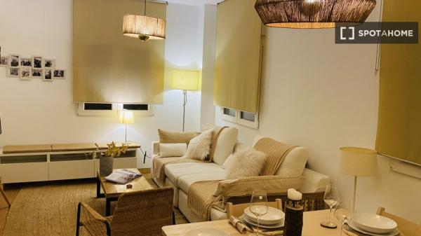 Apartamento completo de 3 dormitorios en Granada