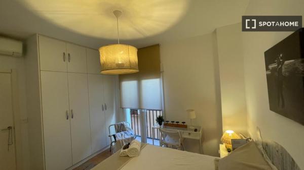 Apartamento completo de 3 dormitorios en Granada