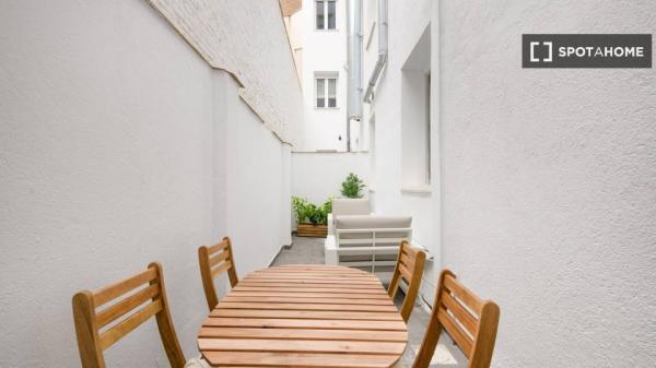 Apartamento de 2 dormitorios en alquiler en Salamanca, Madrid