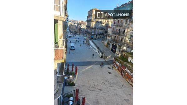 Piso en alquiler de 3 habitaciones en Casco Vello, Vigo