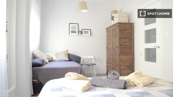 Apartamento de 1 dormitorio en alquiler en Sevilla, Sevilla