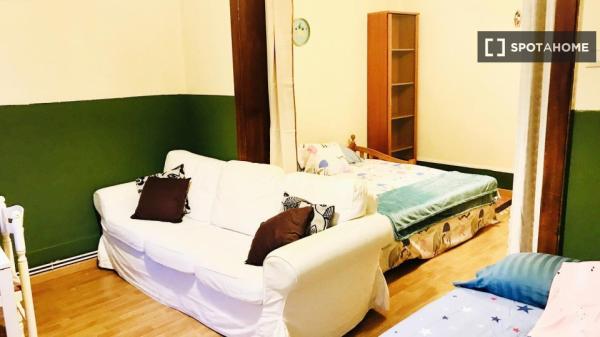 Dormitorio de matrimonio en Santiago de Vigo