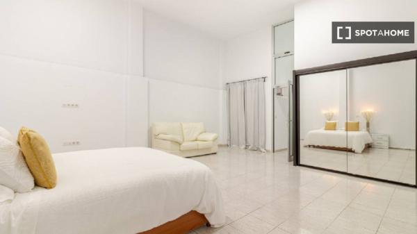 Apartamento de 2 dormitorios en alquiler en Las Palmas de Gran Canaria