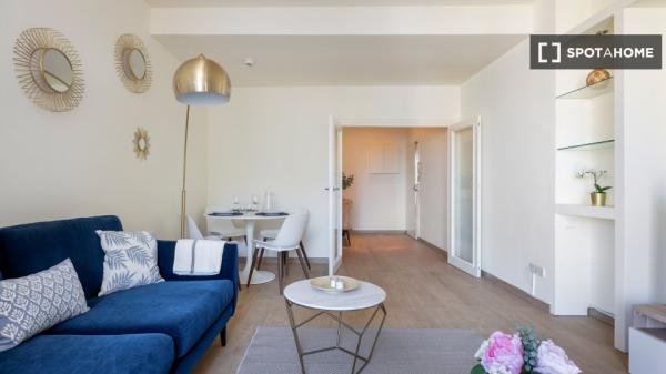 Apartamento amueblado moderno en Sant Gervasi