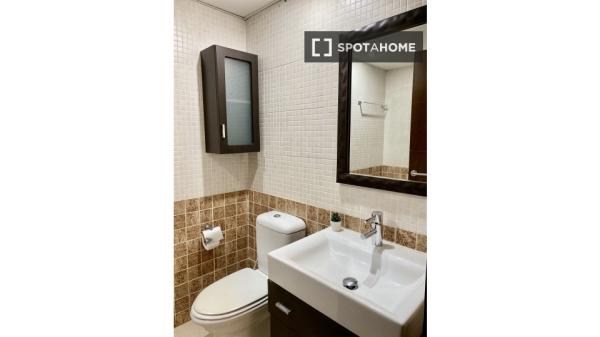 Apartamento completo de 2 dormitorios en Denia