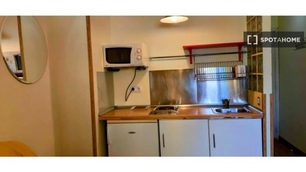 Apartamento de 1 dormitorio en alquiler en Salamanca