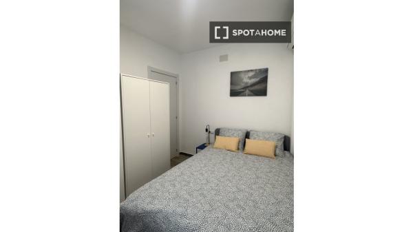 Apartamento entero de 1 dormitorio en Sevilla