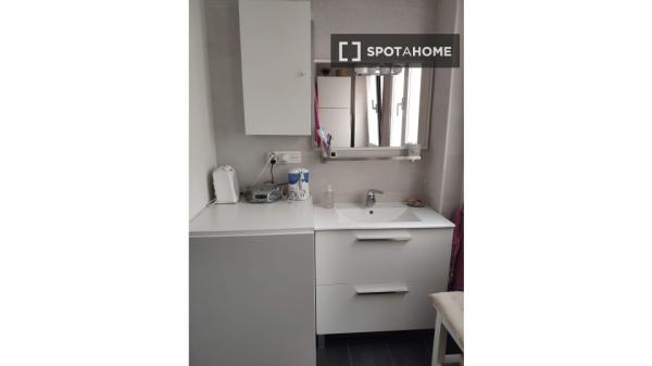 Apartamento de 1 dormitorio en alquiler en Granada