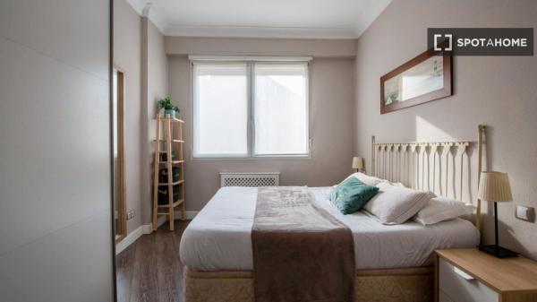 Piso completo de 1 dormitorio en Bilbao