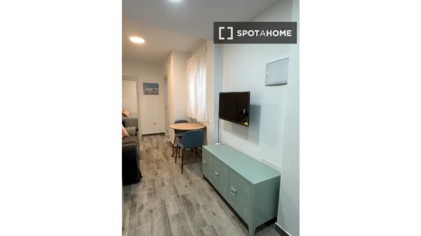 Piso de 1 dormitorio en alquiler en Macarena, Sevilla