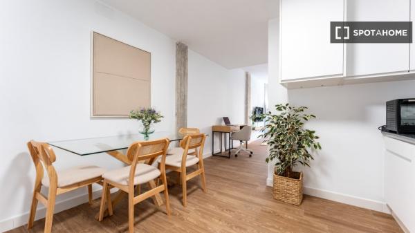 Apartamento completo de 1 dormitorio en Málaga