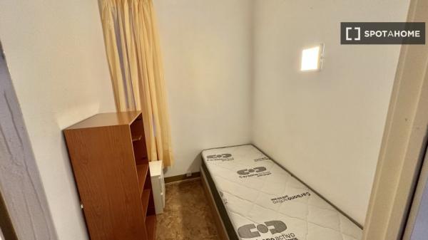 Apartamento entero de 3 habitaciones en Barcelona.