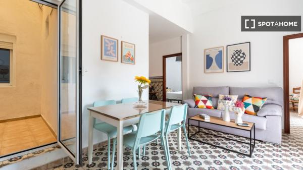 Apartamento de 2 dormitorios en alquiler en Triana, Sevilla