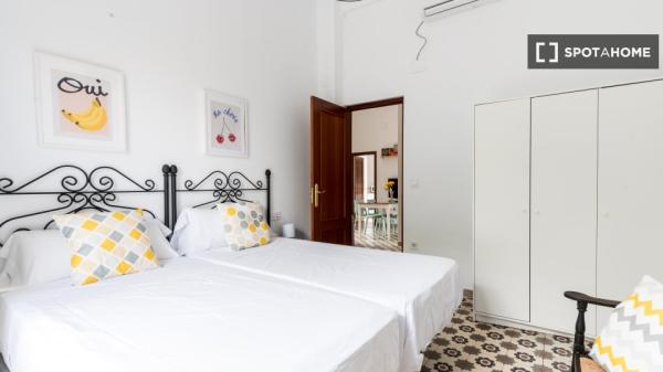 Apartamento de 2 dormitorios en alquiler en Triana, Sevilla