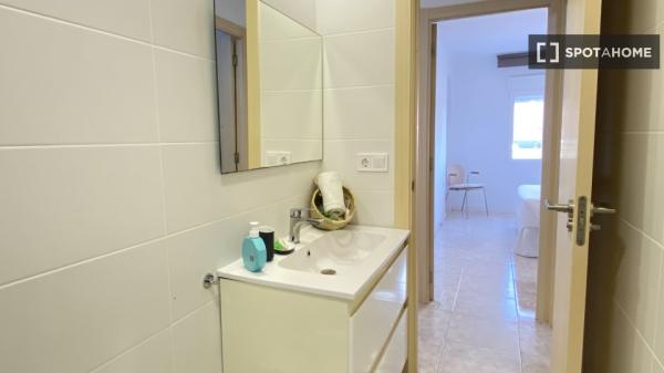 Apartamento entero de 3 dormitorios en El Perellonet