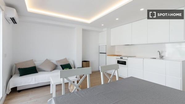 Ático de 1 dormitorio en alquiler en Cullera, Valencia