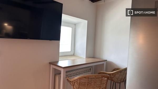 Piso completo de 1 dormitorio en Bilbao