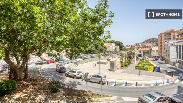 Apartamento de 3 dormitorios en alquiler en Lavapiés, Madrid