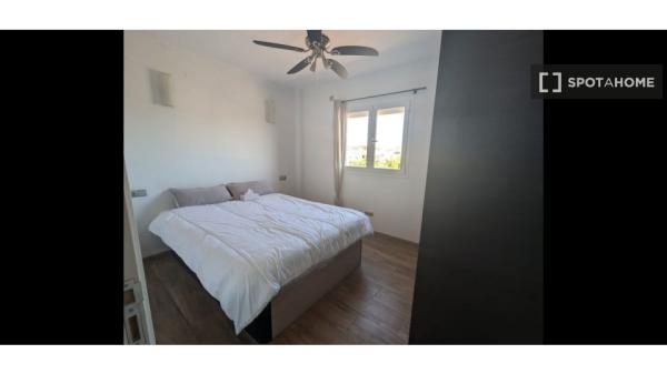 Habitación en piso compartido en Palma