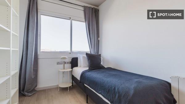 Apartamento de 3 habitaciones en alquiler en Les Corts, Londres