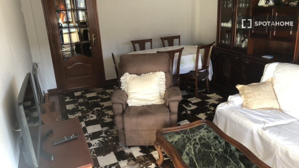 Quarto em apartamento partilhado em Vigo