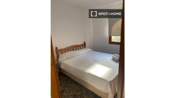 Apartamento de 5 habitaciones en alquiler en Calpe