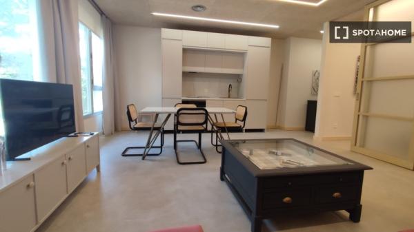 Piso en alquiler de 1 dormitorio en Miralbueno, Zaragoza