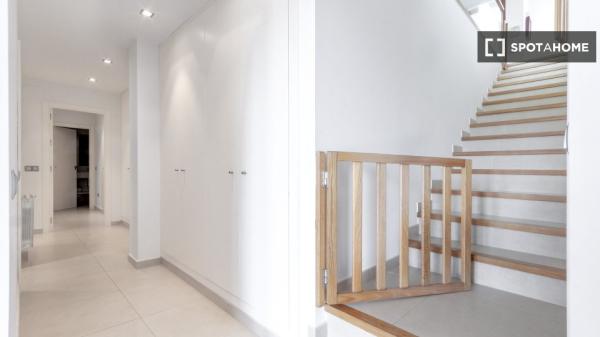 Apartamento de 5 habitaciones en alquiler en Jávea, Alicante