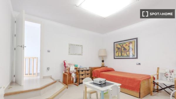 Apartamento de 5 habitaciones en alquiler en Jávea, Alicante