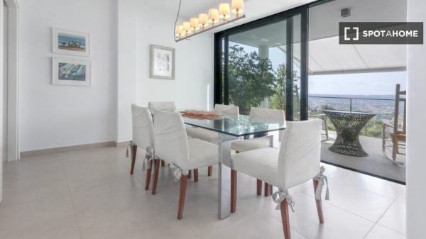 Apartamento de 5 habitaciones en alquiler en Jávea, Alicante