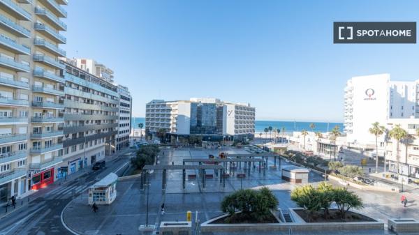 Apartamento estudio en alquiler en Playa De La Victoria, Cádiz