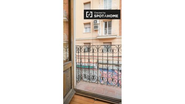 Apartamento en alquiler en Puerta del Ángel, Madrid