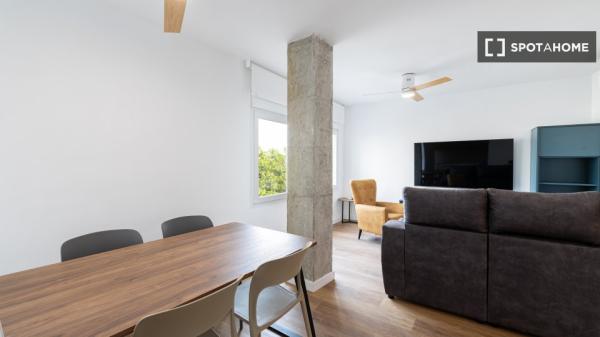 Apartamento completo de 2 dormitorios en Málaga