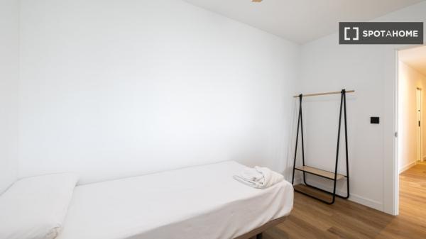 Apartamento completo de 3 dormitorios en Málaga