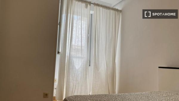 Apartamento en Valencia con 1 habitación doble