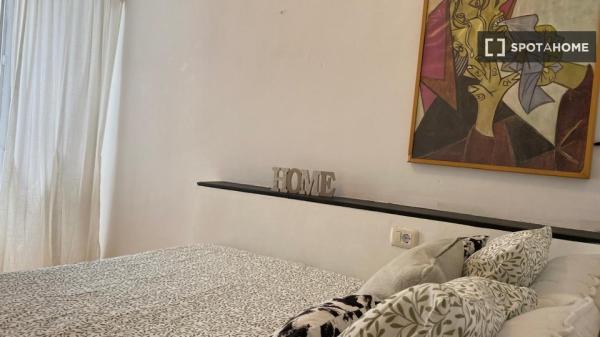 Apartamento en Valencia con 1 habitación doble