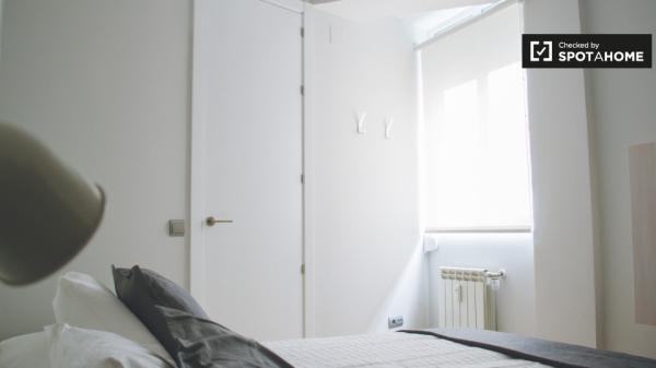 apartamento de 1 dormitorio en alquiler en Avenida de América, Madrid