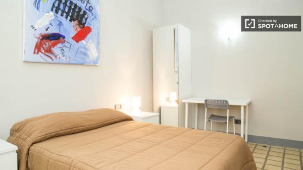 Spacious room in 4-bedroom apartment in El Raval, Barcelona