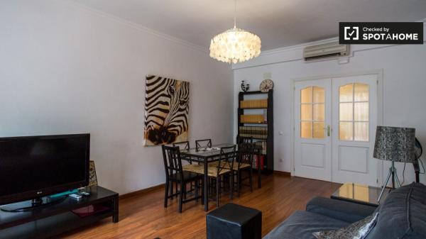 Apartamento de 3 dormitorios en alquiler en Sants, Barcelona