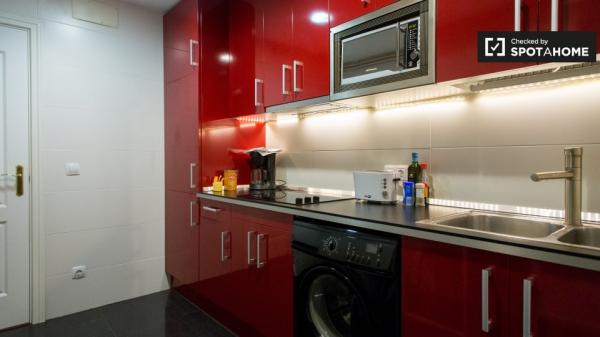 Apartamento de 3 dormitorios en alquiler en Sants, Barcelona