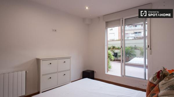 Apartamento de 3 dormitorios en alquiler en Sants, Barcelona