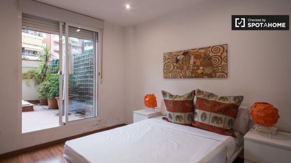 Apartamento de 3 dormitorios en alquiler en Sants, Barcelona