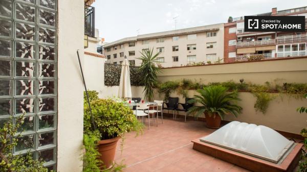 Apartamento de 3 dormitorios en alquiler en Sants, Barcelona