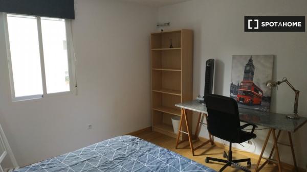 Quarto em apartamento compartilhado em Valência