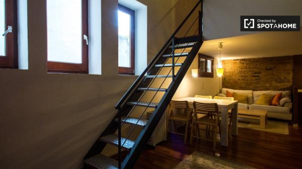 Elegante apartamento de 2 dormitorios en alquiler en Gràcia, Barcelona