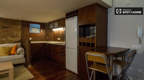 Elegante apartamento de 2 dormitorios en alquiler en Gràcia, Barcelona